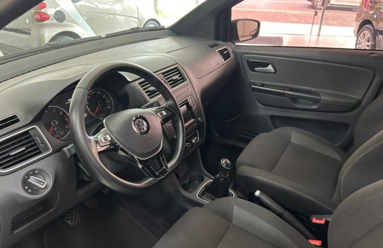 Volkswagen Fox 1.6 MSI Run (Flex) - Foto #9