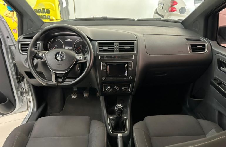 Volkswagen Fox 1.6 MSI Run (Flex) - Foto #10
