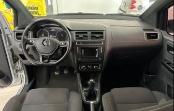 Volkswagen Fox 1.6 MSI Run (Flex) - Foto #10