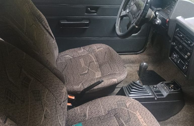 Volkswagen Gol GL 1.8 - Foto #1