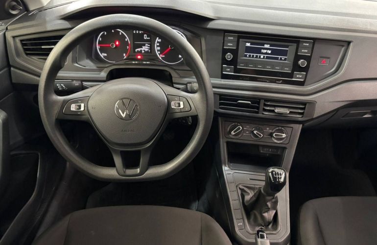 Volkswagen Polo 1.0 MPi Track - Foto #9