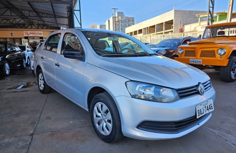 Volkswagen Voyage 1.0 MPI City (Flex) - Foto #4