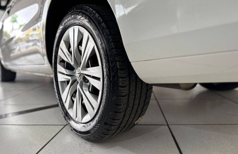 Volkswagen Voyage 1.0 12v MPi Totalflex - Foto #8