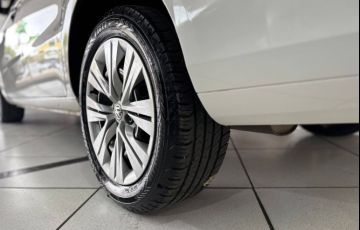 Volkswagen Voyage 1.0 12v MPi Totalflex - Foto #8