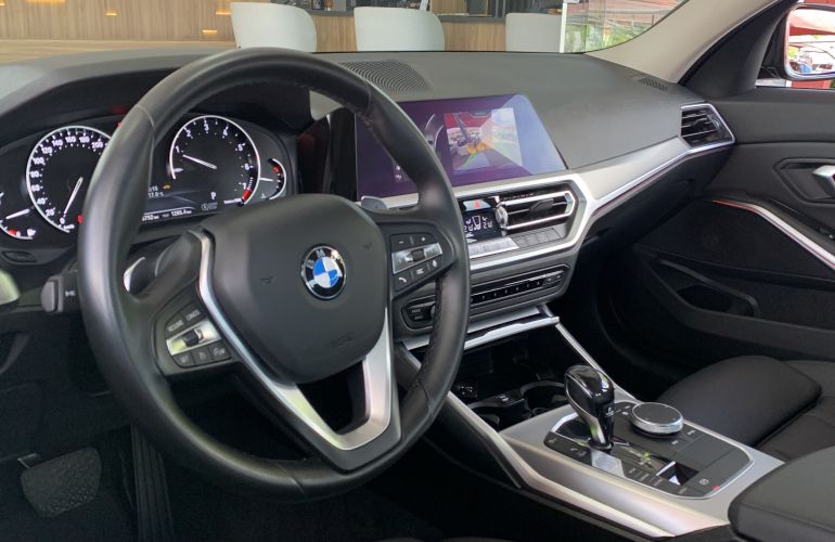 BMW 320i Sport - Foto #3