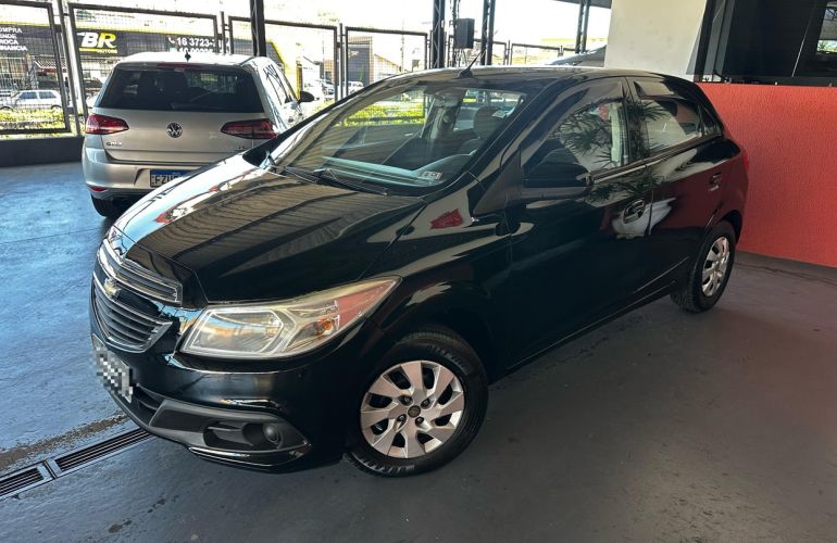 Chevrolet Onix 1.0 MPFi LT 8v - Foto #3