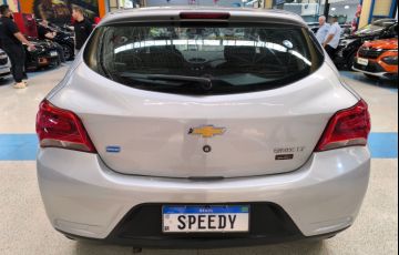 Chevrolet Onix 1.0 MPFi LT 8v - Foto #8