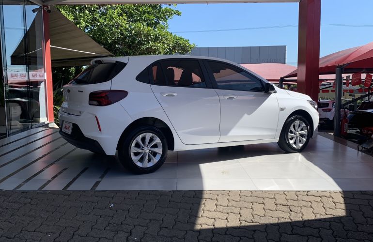 Chevrolet Onix 1.0 Turbo LT (Aut) - Foto #4