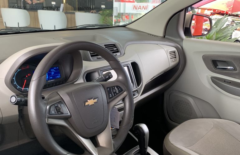 Chevrolet Spin LTZ 7S 1.8 (Aut) (Flex) - Foto #3