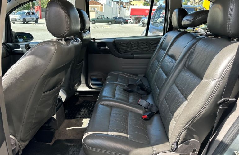 Chevrolet Zafira 2.0 MPFi Expression 8v - Foto #4