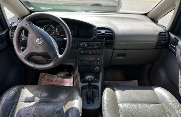 Chevrolet Zafira 2.0 MPFi Expression 8v - Foto #5