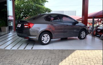 Honda City LX 1.5 16V (flex) (aut.) - Foto #4