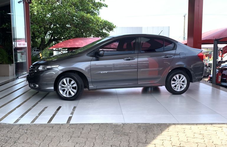 Honda City LX 1.5 16V (flex) (aut.) - Foto #1