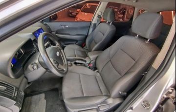 Hyundai I30 2.0 MPFi GLS 16v - Foto #8