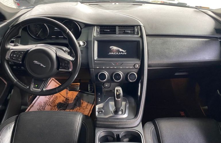 Jaguar E-pace 2.0 16V P300 R-dynamic SE Awd - Foto #4