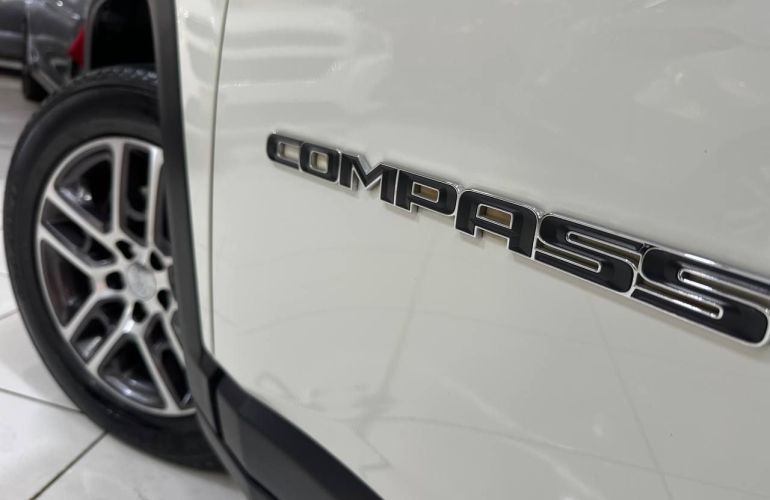 Jeep Compass 2.0 16V Sport - Foto #5
