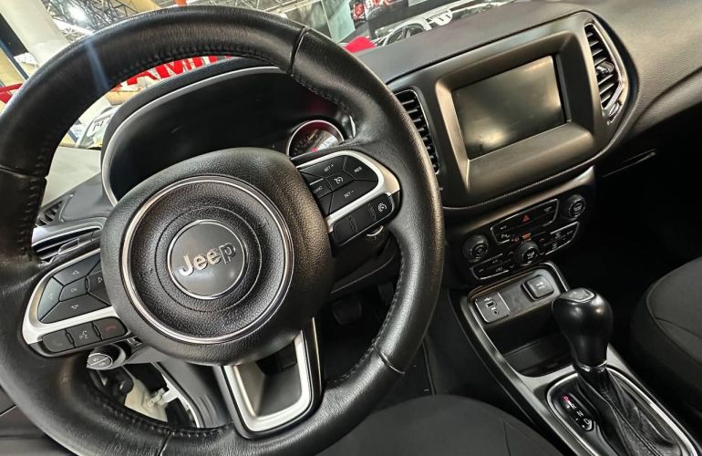 Jeep Compass 2.0 16V Sport - Foto #9