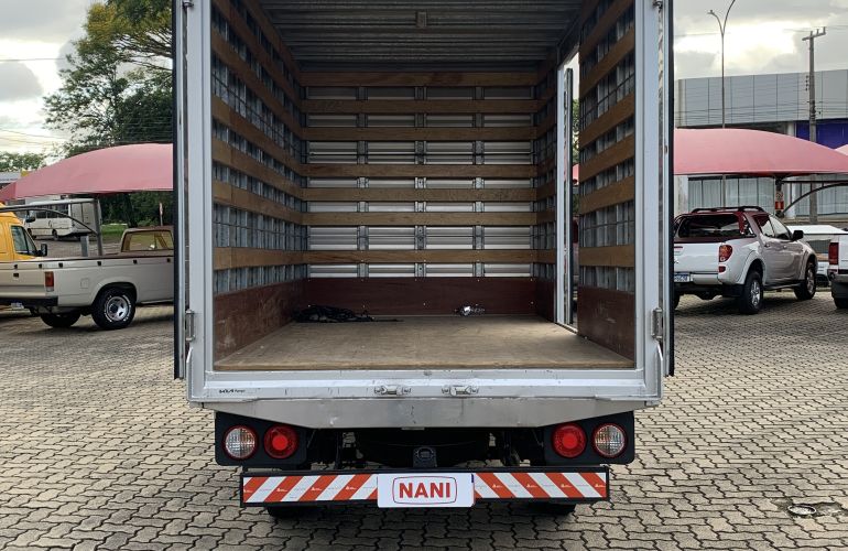 Kia Bongo 2.5 STD RS Sem Carroceria K798 - Foto #8