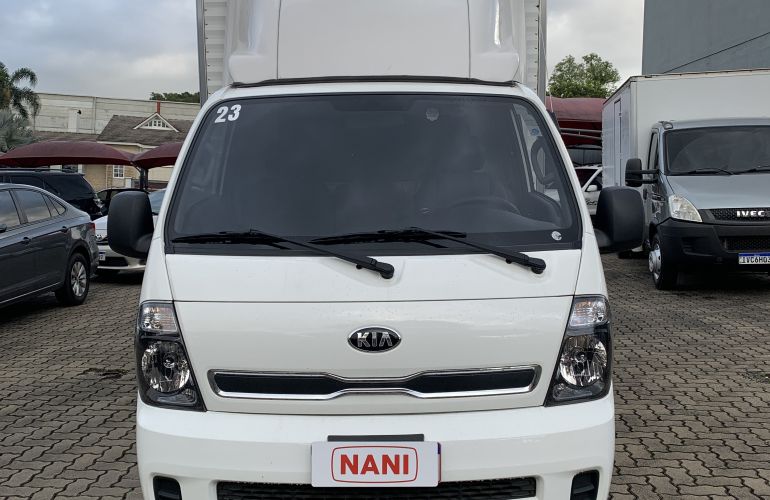 Kia Bongo 2.5 STD RS Sem Carroceria K798 - Foto #2