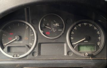 Land Rover Defender 2.4 130 4x4 Turbo - Foto #5