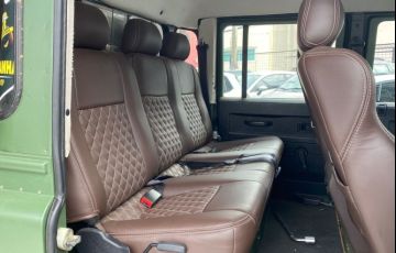 Land Rover Defender 2.4 130 4x4 Turbo - Foto #7