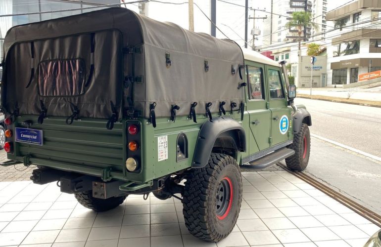 Land Rover Defender 2.4 130 4x4 Turbo - Foto #8