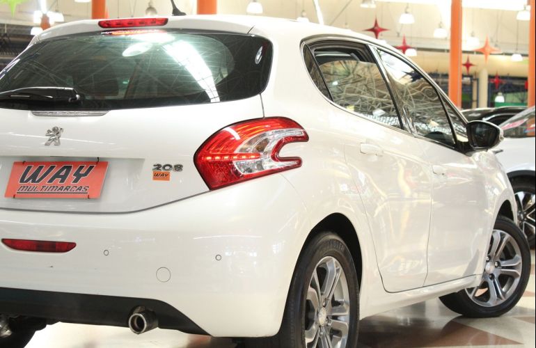 Peugeot 208 1.6 Griffe 16v - Foto #6