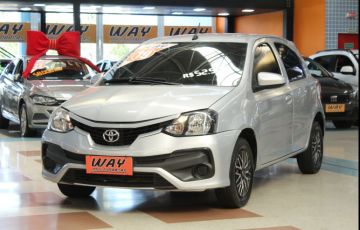 Toyota Etios 1.3 X 16v - Foto #10