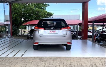 Toyota Yaris 1.3 XL (Flex) - Foto #6