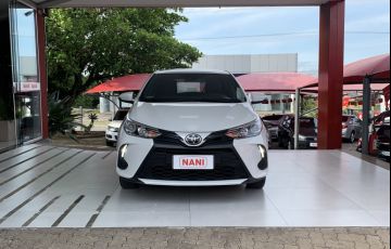 Toyota Yaris 1.5 XS Connect CVT - Foto #2