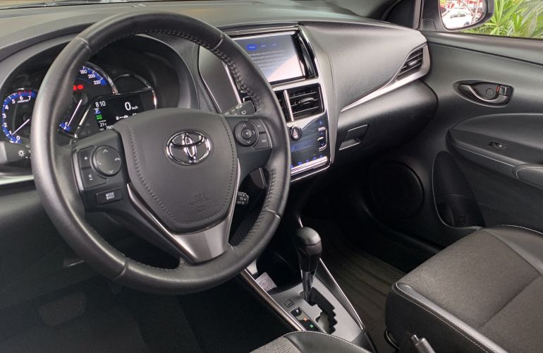 Toyota Yaris 1.5 XS Connect CVT - Foto #3