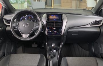 Toyota Yaris 1.5 XS Connect CVT - Foto #5
