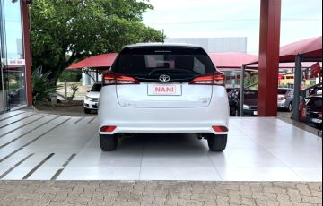 Toyota Yaris 1.5 XS Connect CVT - Foto #6