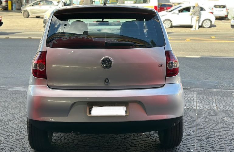Volkswagen Fox 1.6 Mi Plus 8v - Foto #3