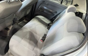 Volkswagen Fox 1.6 Mi Plus 8V Flex 4p Manual - Foto #9