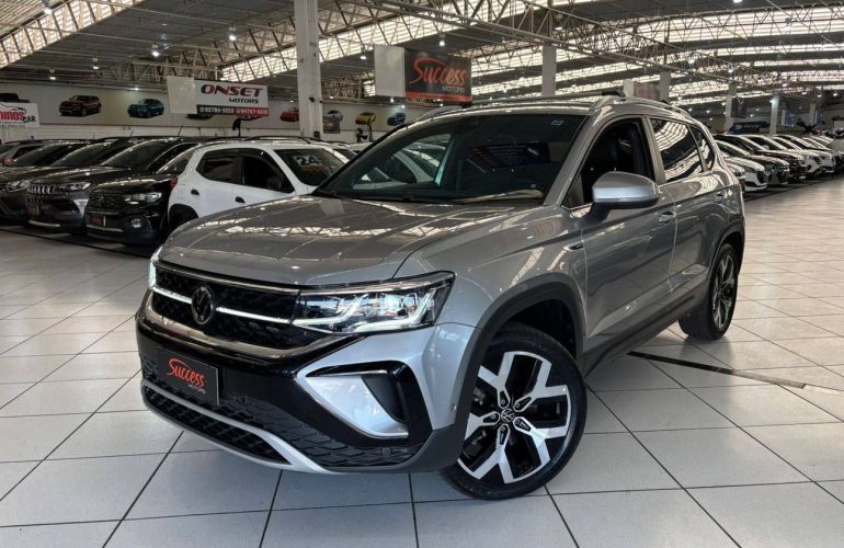 Volkswagen Taos 250 TSi Highline - Foto #2