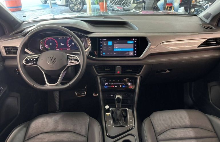 Volkswagen Taos 250 TSi Highline - Foto #10