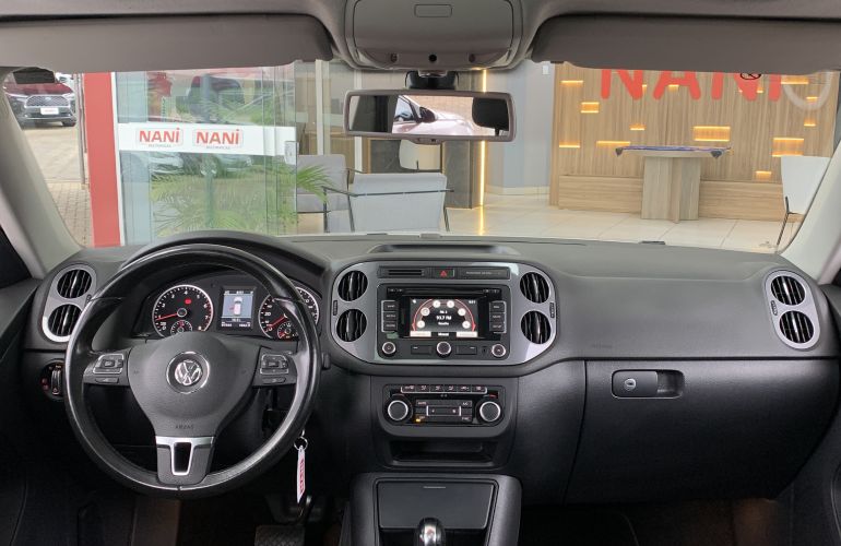 Volkswagen Tiguan 2.0 TSI 4WD - Foto #5