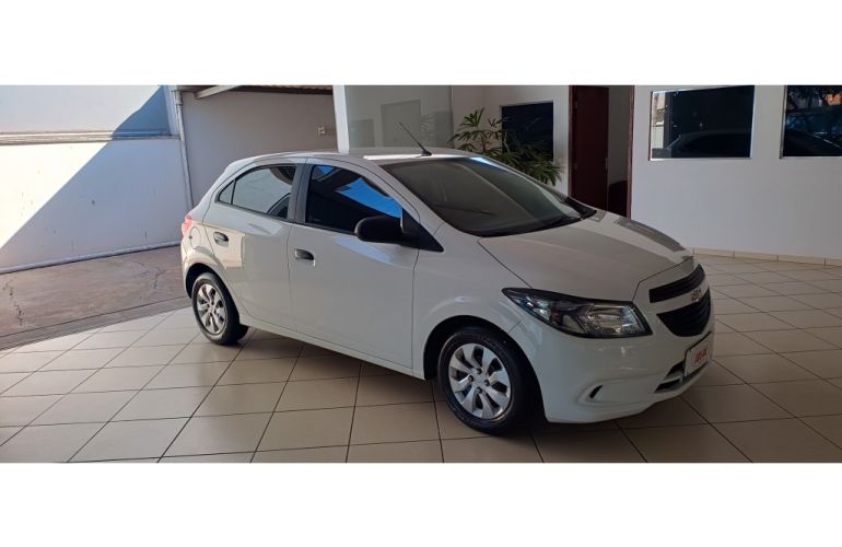 Chevrolet Onix 1.0 Joy SPE/4 - Foto #3