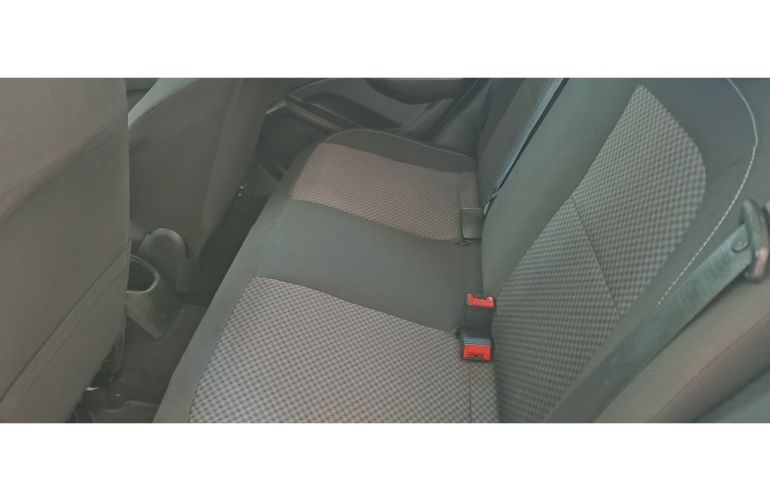 Chevrolet Onix 1.0 Joy SPE/4 - Foto #8