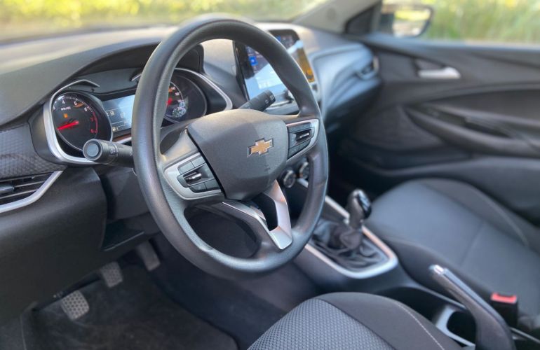 Chevrolet Onix 1.0 Flex Plus LT Manual - Foto #9