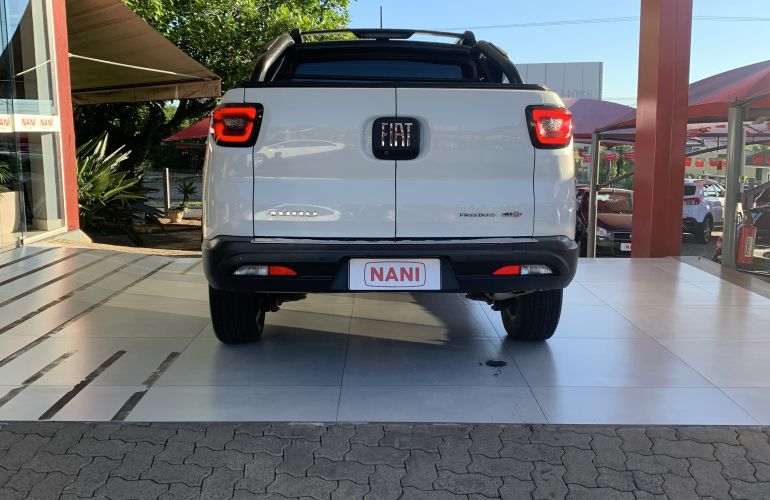 Fiat Toro Freedom 1.8 AT6 4x2 (Flex) - Foto #6