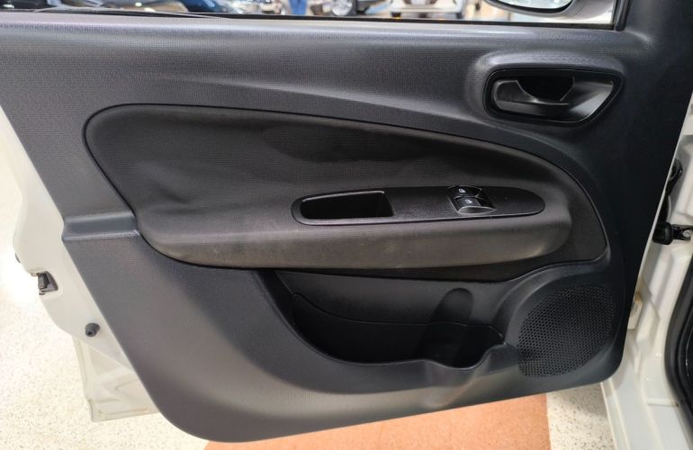 Fiat Uno 1.0 Evo Attractive 8v - Foto #10