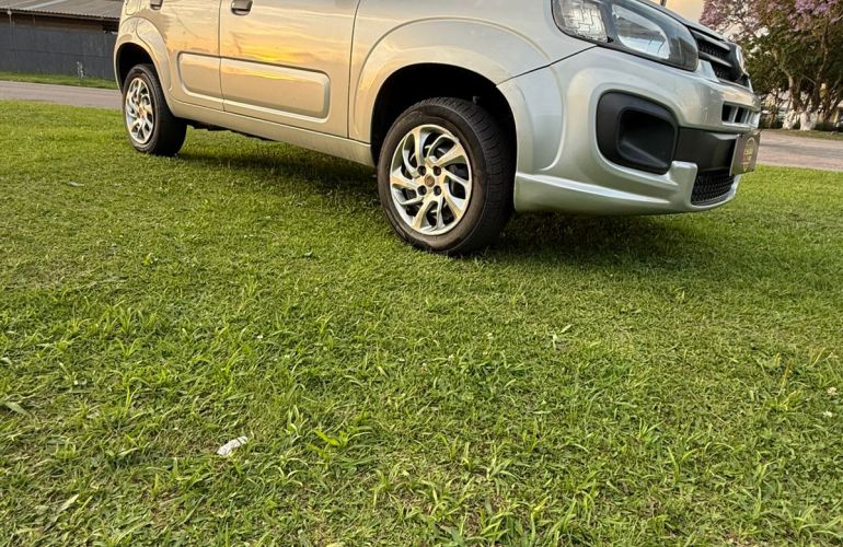 Fiat Uno 1.0 Attractive - Foto #8