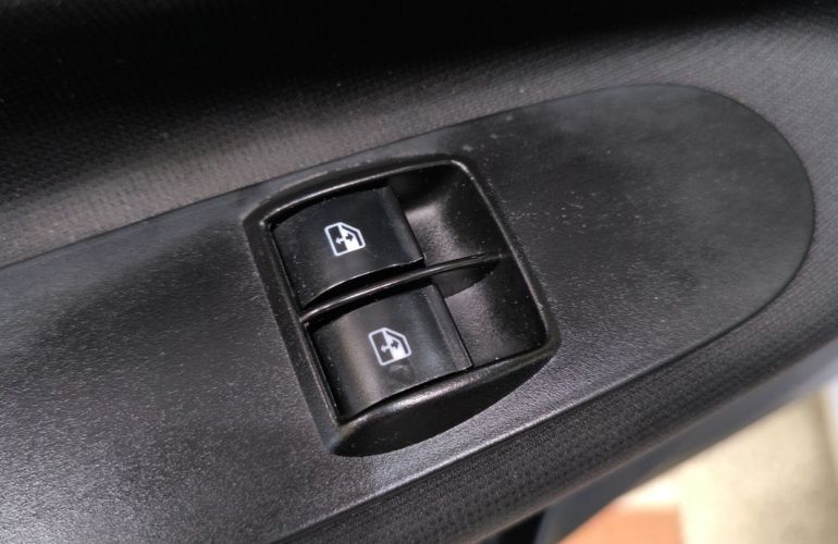 Fiat Uno 1.0 Evo Attractive 8v - Foto #10