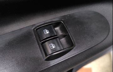 Fiat Uno 1.0 Evo Attractive 8v - Foto #10