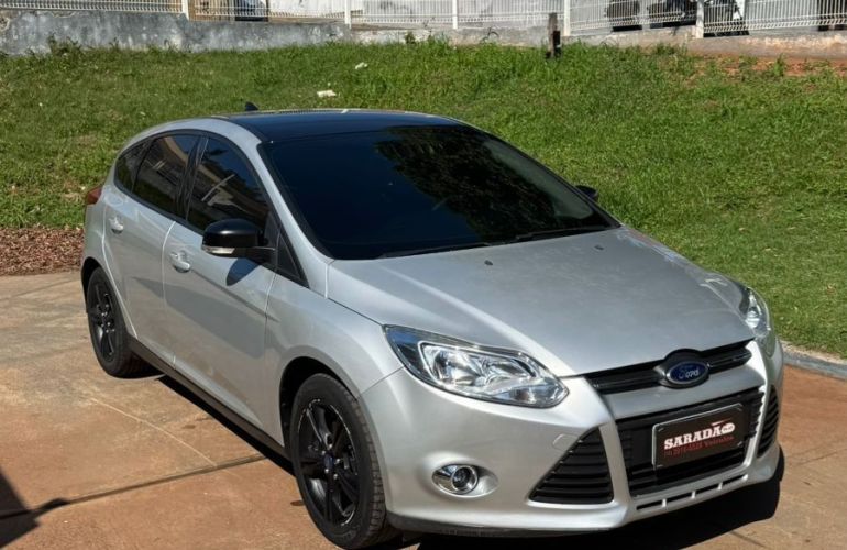 Ford Focus 1.6 SE 16v - Foto #3