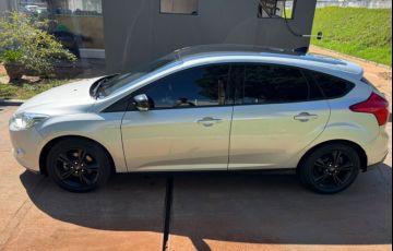 Ford Focus 1.6 SE 16v - Foto #5