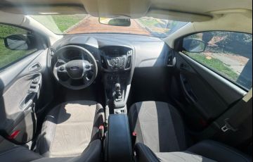 Ford Focus 1.6 SE 16v - Foto #10