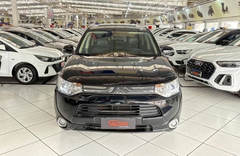 Mitsubishi Outlander 2.0 16v - Foto #3